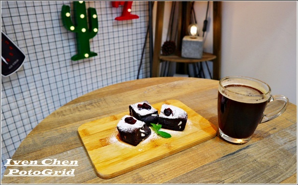 Green Bunny：《內湖美式餐廳》隱藏在巷弄裡的美學餐廳/親子友善餐廳/寵物友善餐廳『Green Bunny』