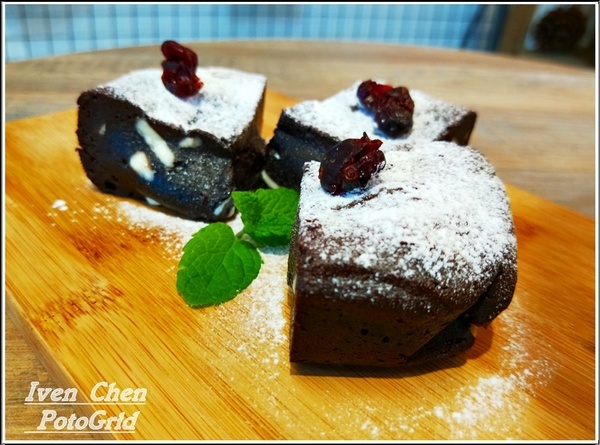 Green Bunny：《內湖美式餐廳》隱藏在巷弄裡的美學餐廳/親子友善餐廳/寵物友善餐廳『Green Bunny』