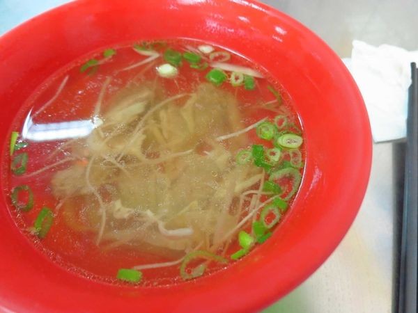 【三重美食】無名麵飯小吃店-不少附近居民推薦的小吃店