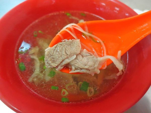 【三重美食】無名麵飯小吃店-不少附近居民推薦的小吃店