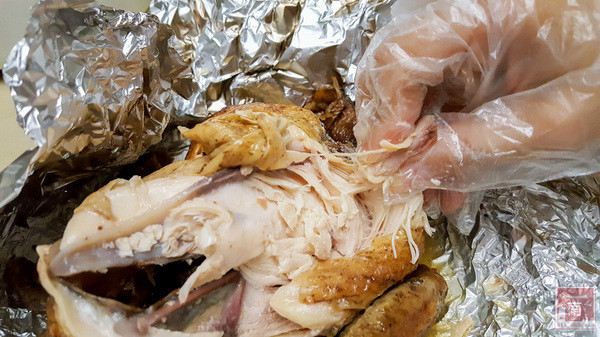 東帝士手扒雞-原東帝士百貨公司三樓：【台南市北區美食】台南人的回憶滋味｜想吃就要預訂喔｜原東帝士百貨公司三樓~東帝士手扒雞