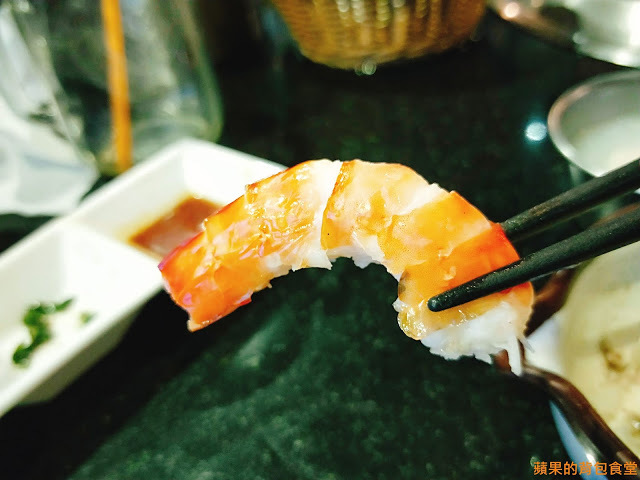 [食記] 新竹北區 - 魂燒肉 和牛燒肉 安格斯黑牛香氣逼人 油脂在口中化開 肉汁滿盈 KTV包廂無限歡唱 新竹美食 燒烤