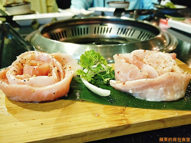 [食記] 新竹北區 - 魂燒肉 和牛燒肉 安格斯黑牛香氣逼人 油脂在口中化開 肉汁滿盈 KTV包廂無限歡唱 新竹美食 燒烤