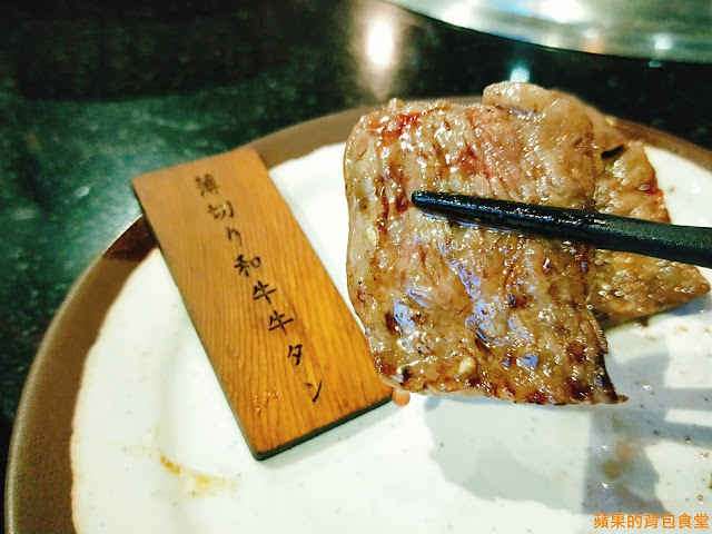 [食記] 新竹北區 - 魂燒肉 和牛燒肉 安格斯黑牛香氣逼人 油脂在口中化開 肉汁滿盈 KTV包廂無限歡唱 新竹美食 燒烤