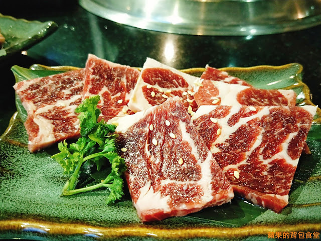 [食記] 新竹北區 - 魂燒肉 和牛燒肉 安格斯黑牛香氣逼人 油脂在口中化開 肉汁滿盈 KTV包廂無限歡唱 新竹美食 燒烤