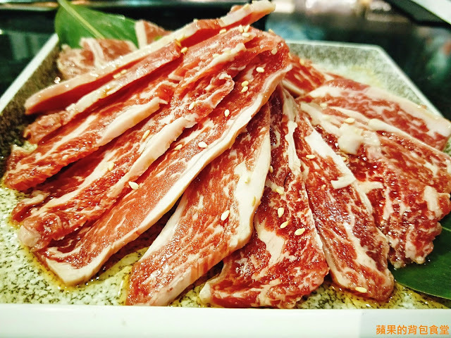 [食記] 新竹北區 - 魂燒肉 和牛燒肉 安格斯黑牛香氣逼人 油脂在口中化開 肉汁滿盈 KTV包廂無限歡唱 新竹美食 燒烤