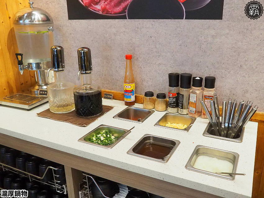 瀧厚鍋物,美拍花牆鍋物,隱藏版龍蝦海陸極致饗宴,週年慶屬龍或ㄌ音姓氏招待厚切肉片一份!