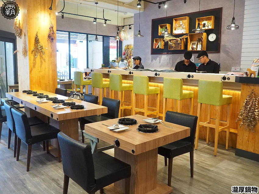 瀧厚鍋物,美拍花牆鍋物,隱藏版龍蝦海陸極致饗宴,週年慶屬龍或ㄌ音姓氏招待厚切肉片一份!