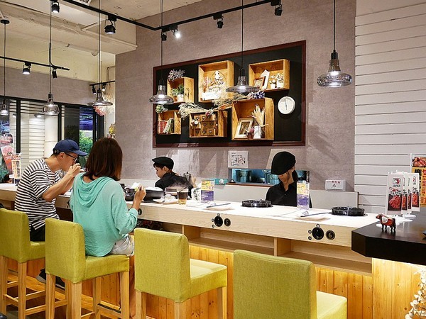 瀧厚鍋物(勤美店):瀧厚鍋物(瀧厚食鍋處)-台中西區火鍋 勤美綠園道旁澎湃鍋物 霸王牛超狂吃了回不去 餐後別忘了在網美牆拍照留念