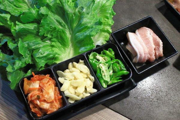 【台南美食】愛烤愛對囉-CP值爆表！高檔頂級的食材品質，卻一點都不貴！超划算的價格讓你吃到飽！