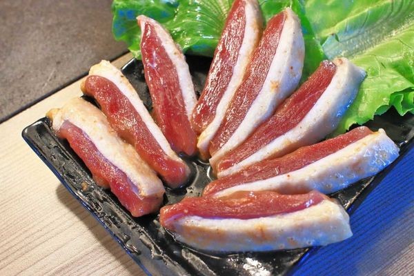 【台南美食】愛烤愛對囉-CP值爆表！高檔頂級的食材品質，卻一點都不貴！超划算的價格讓你吃到飽！