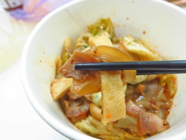 【蘆洲美食】東坡麻辣燙滷味-乾濕二吃的美味麻辣燙滷味