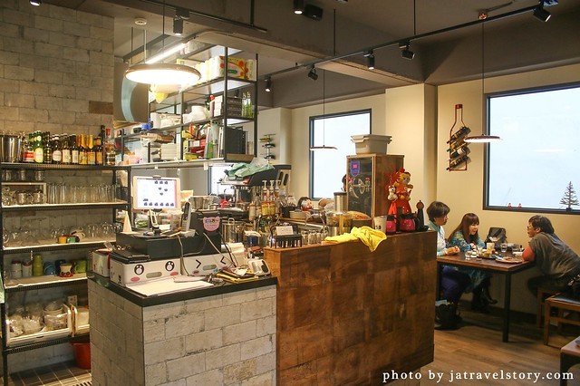 ConfitRémi 黑米Café‧Bistro 海鮮控必吃濃郁墨魚燉飯、粉紅海鮮燉飯，鮮味十足、用料實在！【捷運萬隆】 @J&A的旅行