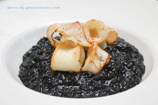 ConfitRémi 黑米Café‧Bistro 海鮮控必吃濃郁墨魚燉飯、粉紅海鮮燉飯，鮮味十足、用料實在！【捷運萬隆】 @J&A的旅行