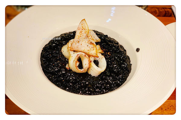 【台北美食】ConfitRémi 黑米Café Bistro ~ 燉飯/義大利麵/Pizza都好吃❤️文山區美食/萬隆美食 - 捷運萬隆站