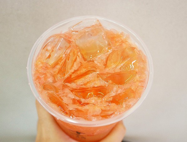 十二韻茶飲Tea Melody:十二韻茶飲Tea Melody-台中連鎖飲料店 產品選項眾多 季節性飲品好喝又吸睛 喝好茶、拍美照兩個願望一次滿足