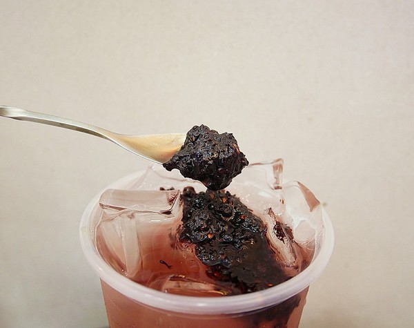 十二韻茶飲Tea Melody:十二韻茶飲Tea Melody-台中連鎖飲料店 產品選項眾多 季節性飲品好喝又吸睛 喝好茶、拍美照兩個願望一次滿足