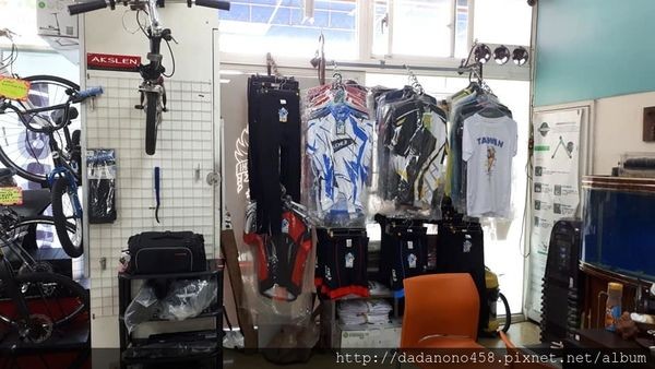 40761967_1004271263077633_1294661464098865152_n