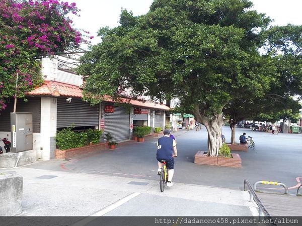 40531781_1004272379744188_4194934634343038976_n