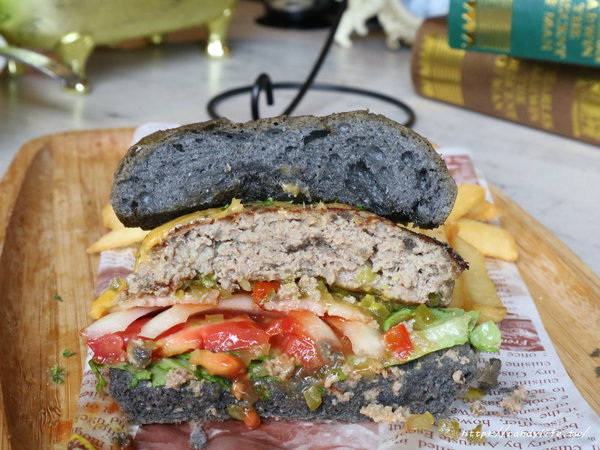 MR.LAZY慵懶先生廚房Brunch&Dinner：台中美食│MR.LAZYBrunch&Dinner慵懶先生廚房〃用餐不限時，附專屬停車場，宵夜也吃的到美味早午餐～