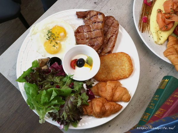 MR.LAZY慵懶先生廚房Brunch&Dinner：台中美食│MR.LAZYBrunch&Dinner慵懶先生廚房〃用餐不限時，附專屬停車場，宵夜也吃的到美味早午餐～