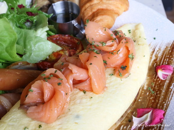 MR.LAZY慵懶先生廚房Brunch&Dinner：台中美食│MR.LAZYBrunch&Dinner慵懶先生廚房〃用餐不限時，附專屬停車場，宵夜也吃的到美味早午餐～