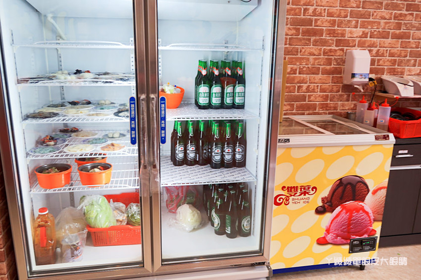 新竹平價火鍋｜新開幕的筷樂點旋轉小火鍋，一鍋70元起，喜歡吃什麼自己配