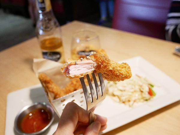 Chili's Grill & Bar 美式休閒餐廳 (大直店):Chili's Grill & Bar 美式休閒餐廳 / 大直店-台北中山區美式餐廳 適合家人、朋友聚餐的好地方 餐點選擇多 一塊分食最有趣 (愛評體驗券)