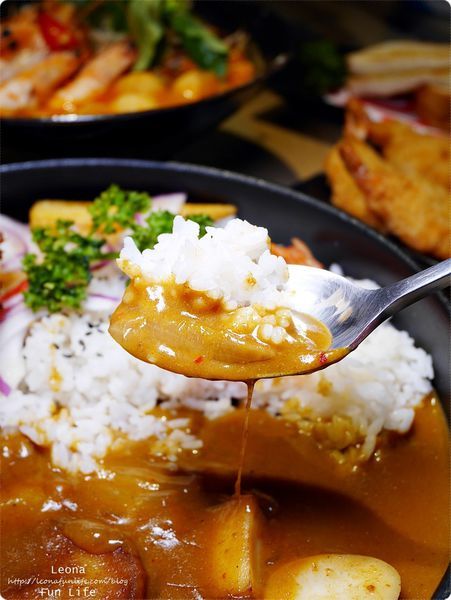 饗料理 員林南洋風味料理  咖哩雞腿排飯