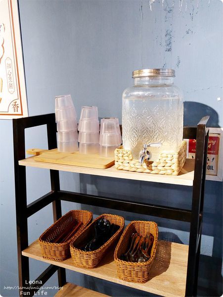 員林南洋風味料理 員林必吃美食 饗料理 茶水自取