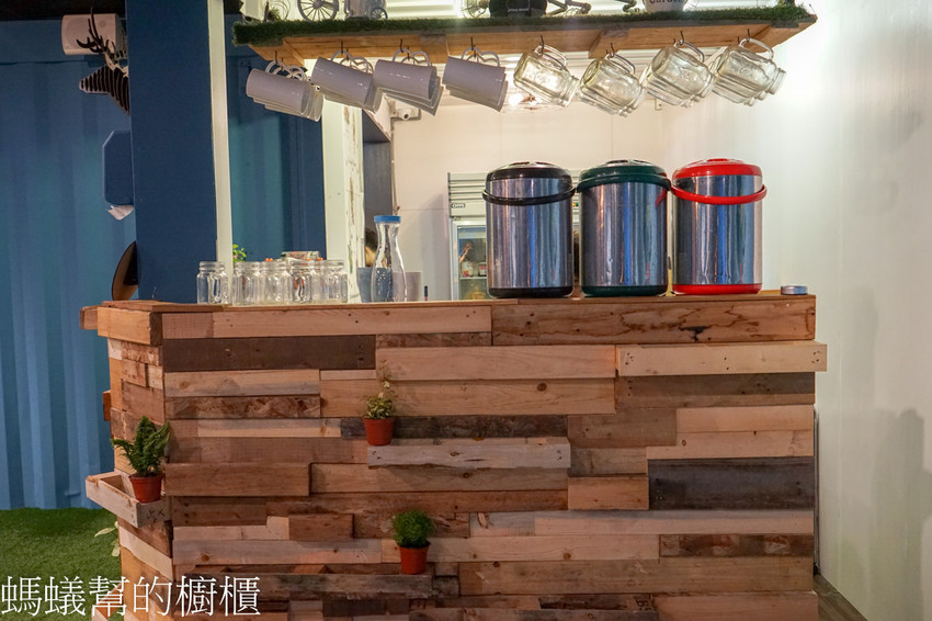 饗料理 | 員林南洋風味料理，每日限量20碗澳洲小龍蝦叻沙！超霸氣登場！不可錯過南洋叻沙美味~ - 螞蟻幫的櫥櫃