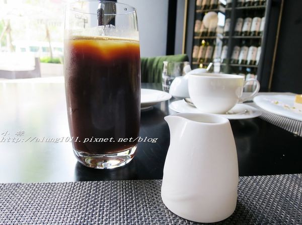 'etage15 steak house:'etage 15 STEAK HOUSE / 高雄MLD台鋁 / 中高價位牛排館