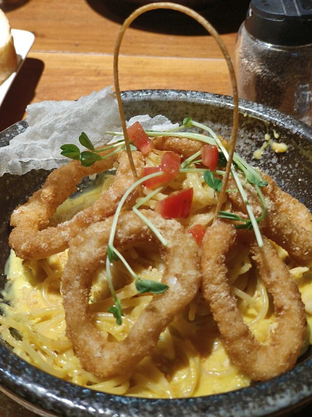 【桃園.中壢】帶貓貓去三峽雲森瀑布散步去+食光機餐廳。現做義式料理。內有超多大型狗狗。用餐中場休息可以與全部狗狗合影。可攜帶寵物但不能落地 - 南洋峇里女子SPA館