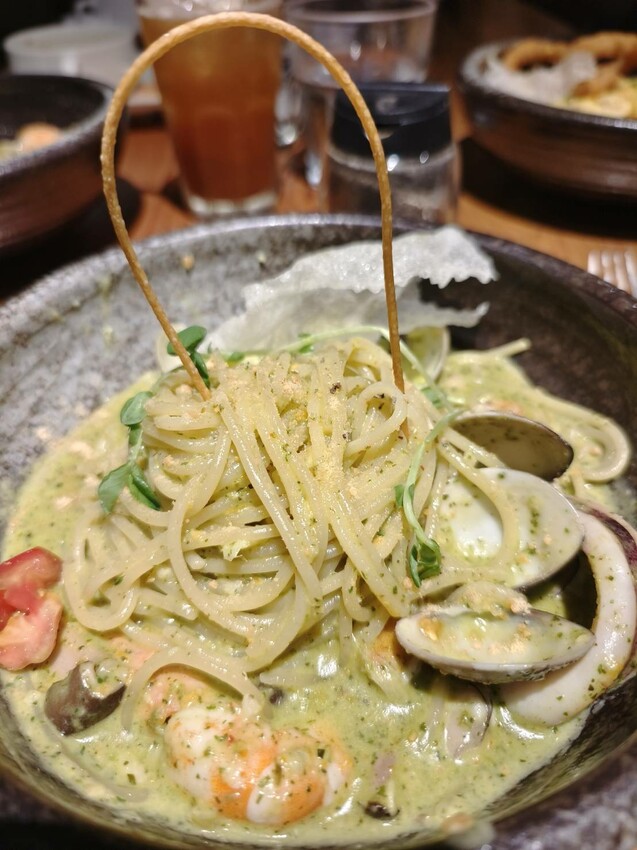 【桃園.中壢】帶貓貓去三峽雲森瀑布散步去+食光機餐廳。現做義式料理。內有超多大型狗狗。用餐中場休息可以與全部狗狗合影。可攜帶寵物但不能落地 - 南洋峇里女子SPA館