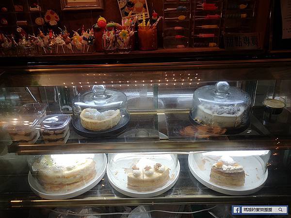 基隆咖啡廳金派甜點讓保險櫃變餐桌!復古老宅品千層,創意甜點與簡餐