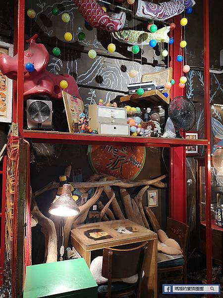 基隆咖啡廳金派甜點讓保險櫃變餐桌!復古老宅品千層,創意甜點與簡餐