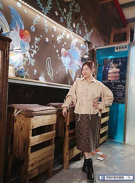 基隆咖啡廳金派甜點讓保險櫃變餐桌!復古老宅品千層,創意甜點與簡餐