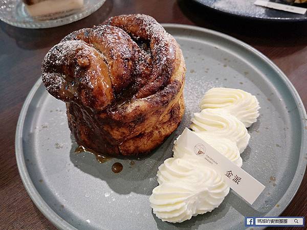 基隆咖啡廳金派甜點讓保險櫃變餐桌!復古老宅品千層,創意甜點與簡餐