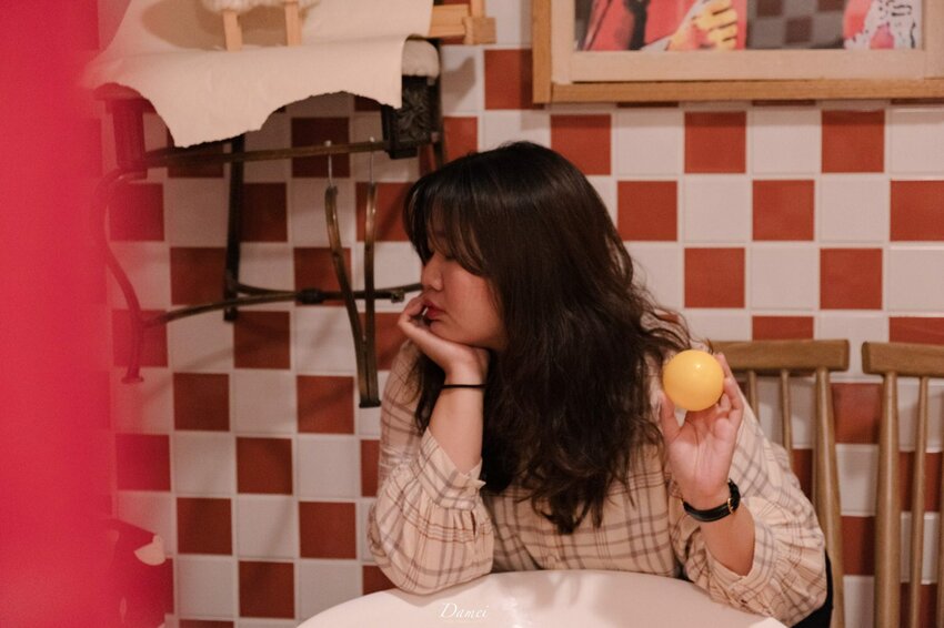 基隆仁愛｜金派甜點-空間裡藏滿了寶藏，一份浮誇千層捨不得完食 - 大妹吃太飽