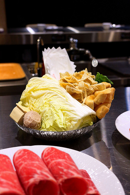 De loin/ Kate's FZ De loin/ Kate's FZ