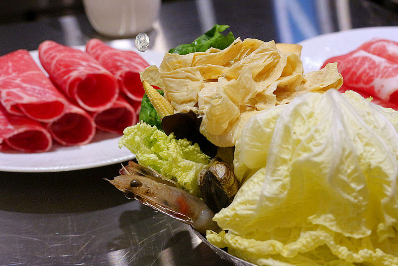 De loin/ Kate's FZ De loin/ Kate's FZ