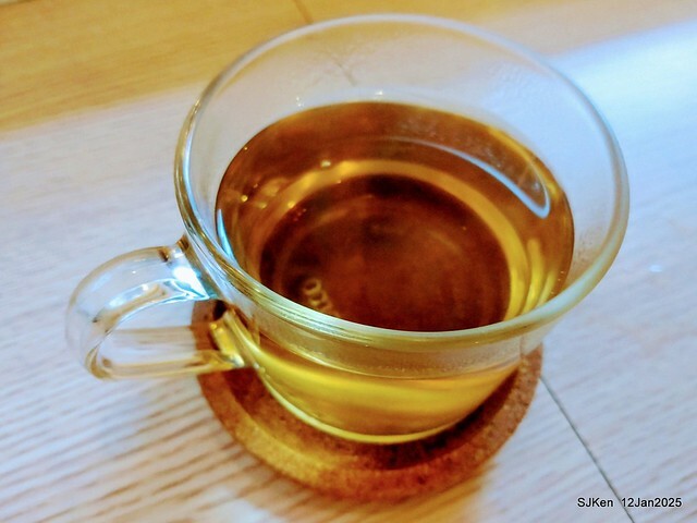 「給冷鴿手工甜點」(Desserts and coffee house), Taipei, Taiwan, SJKen , Jan 12, 2025. 「給冷鴿手工甜點」(Desserts and coffee house), Taipei, Taiwan, SJKen , Jan 12, 2025.