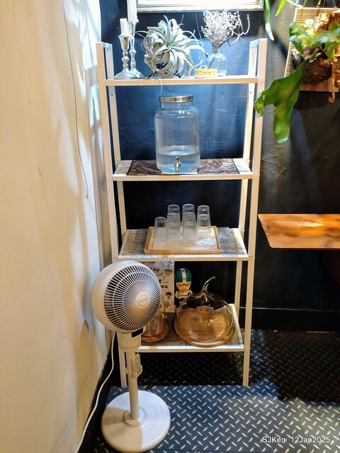 「給冷鴿手工甜點」(Desserts and coffee house), Taipei, Taiwan, SJKen , Jan 12, 2025. 「給冷鴿手工甜點」(Desserts and coffee house), Taipei, Taiwan, SJKen , Jan 12, 2025.