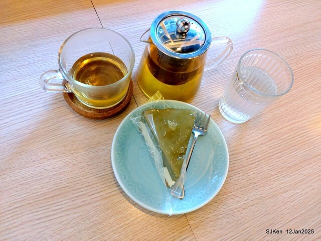 「給冷鴿手工甜點」(Desserts and coffee house), Taipei, Taiwan, SJKen , Jan 12, 2025. 「給冷鴿手工甜點」(Desserts and coffee house), Taipei, Taiwan, SJKen , Jan 12, 2025.