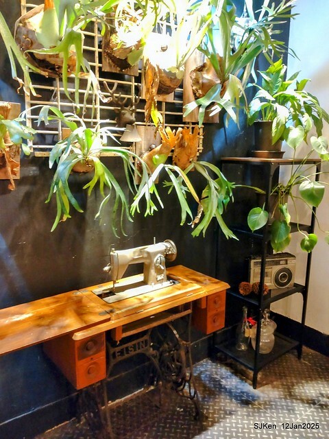 「給冷鴿手工甜點」(Desserts and coffee house), Taipei, Taiwan, SJKen , Jan 12, 2025. 「給冷鴿手工甜點」(Desserts and coffee house), Taipei, Taiwan, SJKen , Jan 12, 2025.