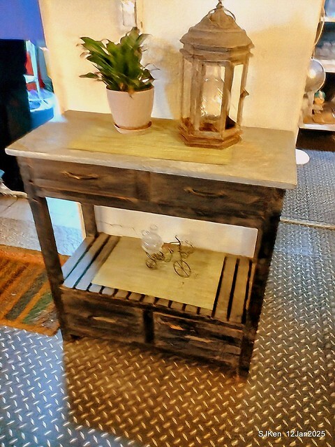 「給冷鴿手工甜點」(Desserts and coffee house), Taipei, Taiwan, SJKen , Jan 12, 2025. 「給冷鴿手工甜點」(Desserts and coffee house), Taipei, Taiwan, SJKen , Jan 12, 2025.