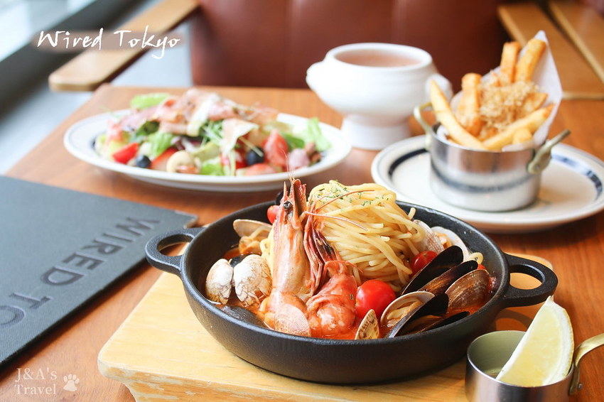 喧囂城市中的靜謐一隅,來自日本的和風洋食,甜點、美食、書香、美景一次擁有!Wired Tokyo信義店 @J&A的旅行