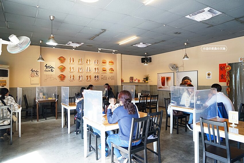 台中版丹丹漢堡就在這!超高人氣早午餐,超澎湃浮誇龍舟麵線、莓好可頌只有在豐原店才吃的到唷!!