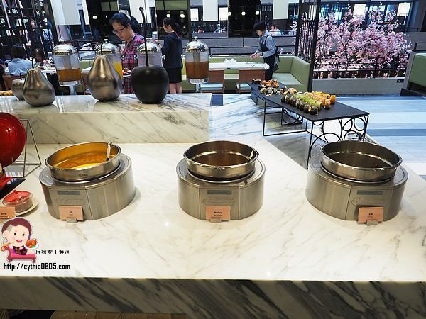 台北西門町美食-德立莊中庭餐廳-398元起Semi Buffet吃到飽,豬排不點就對不起自己 (邀約) @民宿女王芽月-美食.旅遊.全台趴趴走