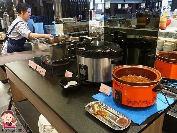 台北西門町美食-德立莊中庭餐廳-398元起Semi Buffet吃到飽,豬排不點就對不起自己 (邀約) @民宿女王芽月-美食.旅遊.全台趴趴走